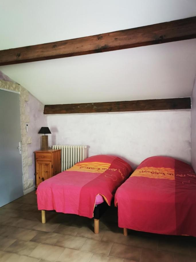 Charmant Appartement Dans Corps De Ferme Aiglun Еглен Екстер'єр фото